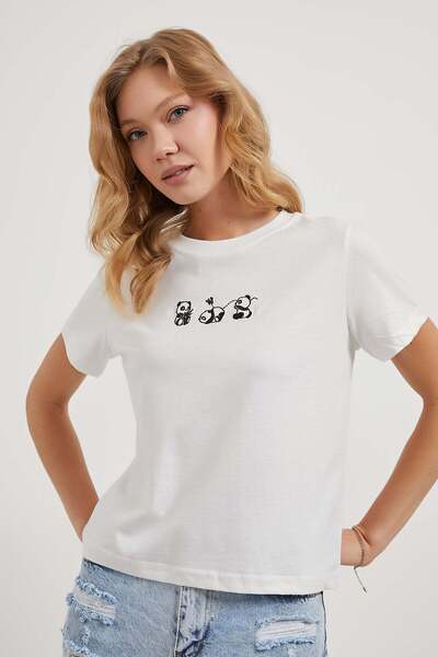 Arma Life Armalife 10564 Panda Embroidered Bis Collar Women's T-Shirt