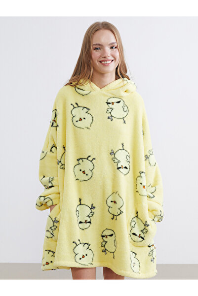 LC Waikiki Nevavm Hooded Oversize Women's Plush Pajama Top with a Difference
