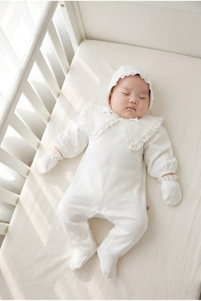 Mert Baby طقم بذلة بياقة مثلثة