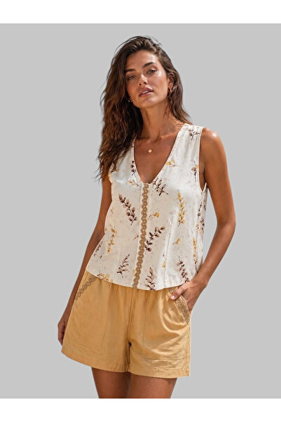 Jessica Dafer Sandra Beti Accessory Detail Double Linen Set Design