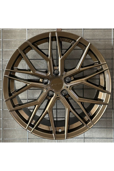 Arc 5*112*18*8.0 ET35 CH66.6 GLOSS BRONZE ARCEO VALENCİA