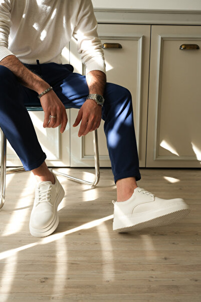 Lucy Shoes حذاء YG-X16 كلاسيكي من الجلد برباط يومي للرجال CBT - أبيض