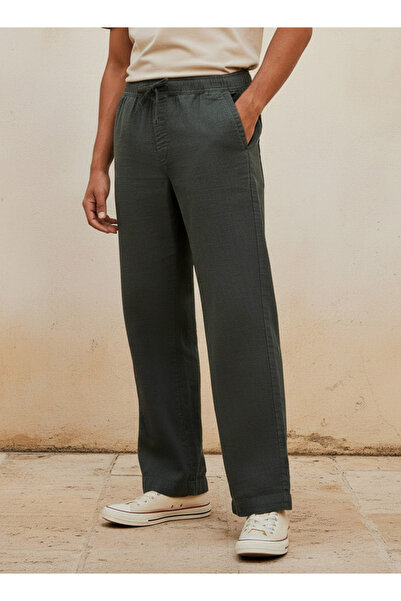 Iconic Men Regular Fit Trousers