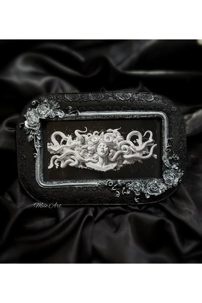 Milo Art Handmade Medusa Themed Antique Vintage Concrete Frame Black Frame Po...