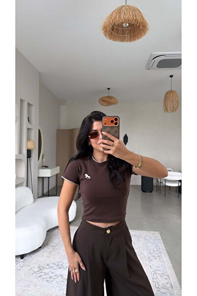 Buket Teke Tricou crop din bumbac cu broderie cal maro