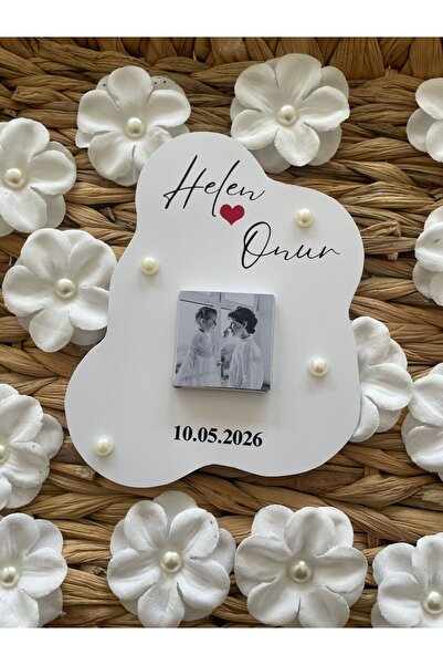 hediye İsme özel nişan/nikah hediyeliği. Çikolata üzeri resim için mesaj atab...