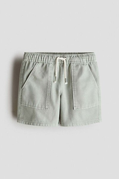 H&M شورت من قماش التويل