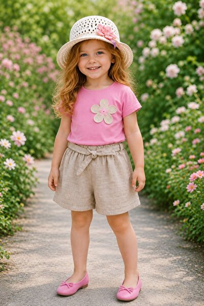 Kuzucuk Kids Bebek Çocuk Butik Kız Çocuk Bayramlık Şortlu Şapkalı kombin