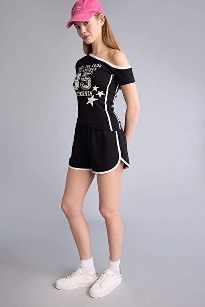 DeFacto White Elastic Waist Mini Shorts with Piping Detail G8017Ax26Hs