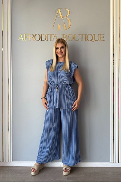 Afrodita Boutique Shakira set