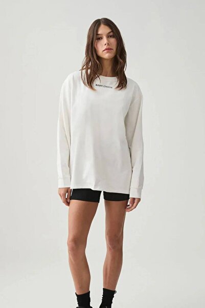 BUSEBABYHOME White Crew Neck Women's T-Shirt