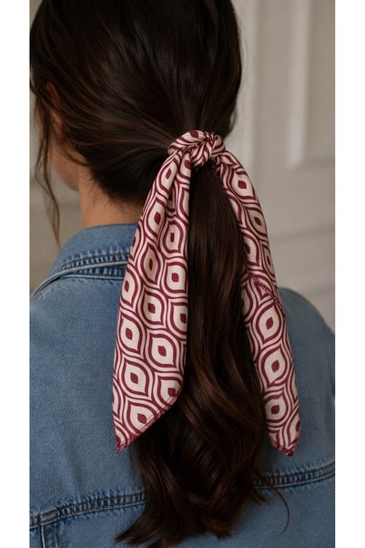 Store Geometric Patterned Plum Satin Bandana Scarf