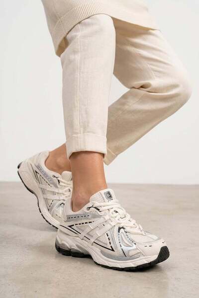 Guja 26Y321 Women's Classic Sneaker Cream