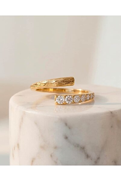 Portakal Esintisi Ravelle Asymmetrical Textured Zircon Stone Adjustable Ring