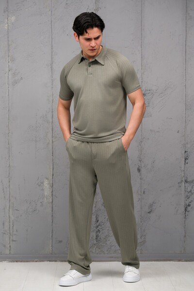 mass plus Regular Fit Lycra Self-Striped Half Baggy Trousers T-Shirt Set