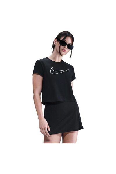Nike Womens Short-Sleeve Sportswear Club Graphic Tee L