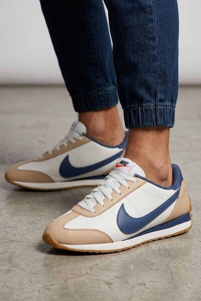 Nike Men's Beige Navy Blue Retro Sports Shoes Casual Running Walking Sneakers