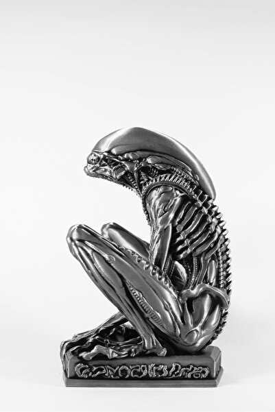 dream3d Alien Xenomorph Sitting Figür - 17.5 cm