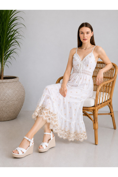 Lesy Padded heel sandals