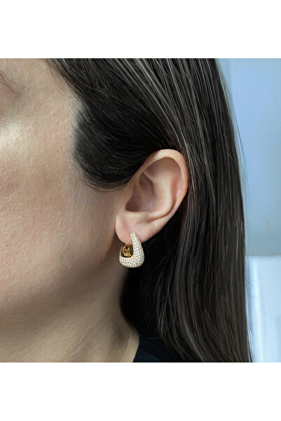 GOX Stoned Twisted U Earrings