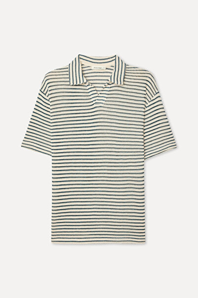 Mudo Men's Off-White Striped Comfort Fit Polo Collar T-Shirt