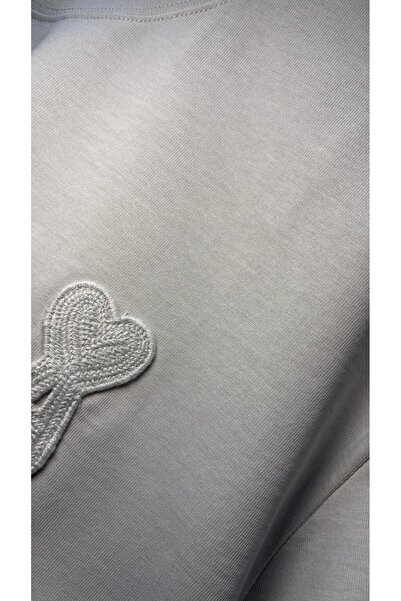 JESSE STORY Men's - Women's Unisex Custom Heart Embroidery Design T-Shirt Code: Js26Akalp011 100% Cotton
