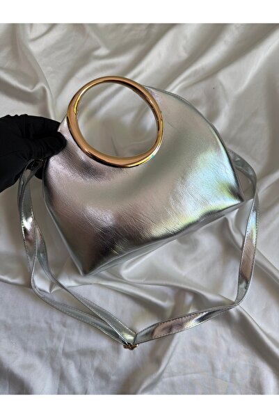 Mia Collection Ring Model Hand and Women's Shoulder Crossbody Bag Silver