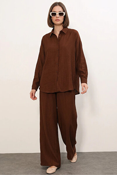 buğrahayalin Women's Textured Brown Suit