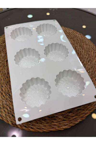 ZADE1937 6-Piece Daisy Silicone Chocolate and Dessert Mold 70 mm