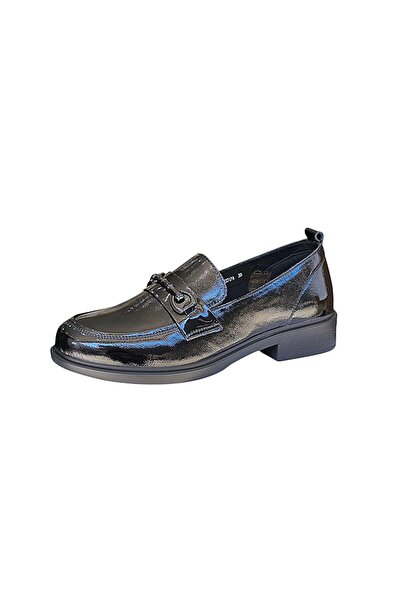 PASS Collection Women's casual shoes made of black patent leather 450017A