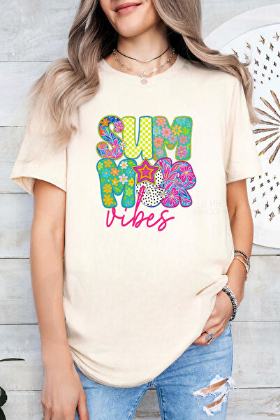 Sarah's Boutique Women's T-shirt – 100% cotton – Floral Vibes