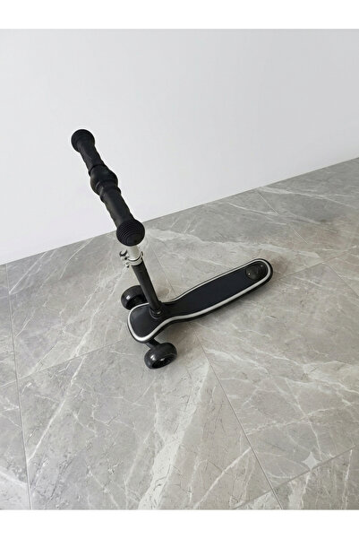 CAN OYUNCAK LED IŞIKLI SCOOTER (20 FARKLI LED IŞIKLI) SİYAH GRİ