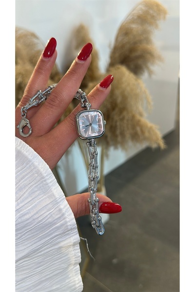GLARE JEWELRY CO ساعة يد نسائية فاخرة بتفاصيل داخلية بيضاء، مرصعة بالزركون با...