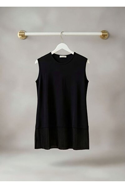 Gioni Zero Sleeve Pleated Hem Tunic Undergarment