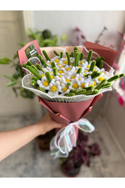 Kristal Flowers El Yapımı Şönil’den Beyaz Papatya Buketi