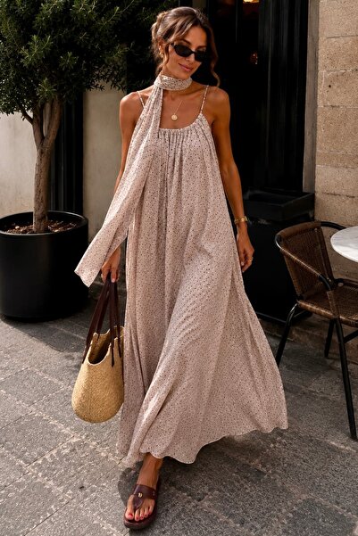 bb butik basic Rochie maxi lejeră cu bretele subțiri și detaliu eșarfă la gât...