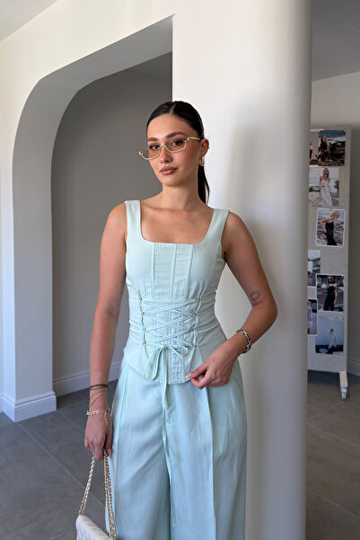 MAGARDE Braided Rope Detail on the Front, Underwire, Thick Strap Blouse - Mint