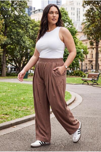 Ebsumu Women's Plus Size Loose Fit Pleated Brown Pants