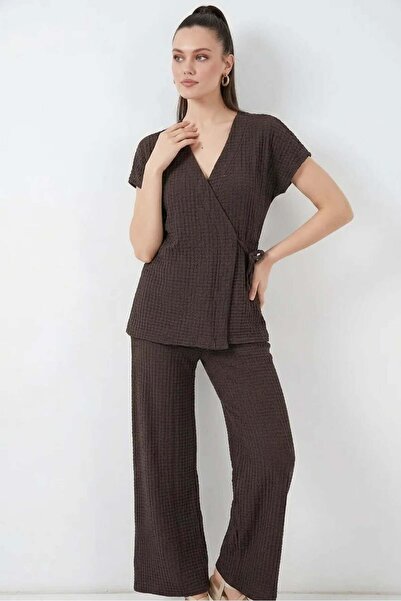 Generic Brand Women's V-Neck Short Sleeve Belted Brown Two-Piece Set