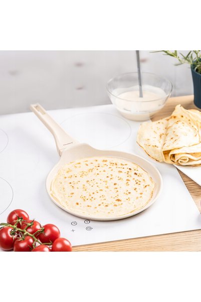 Klausberg Tigaie pentru clătite Ø24 cm, crem, cu strat antiaderent
