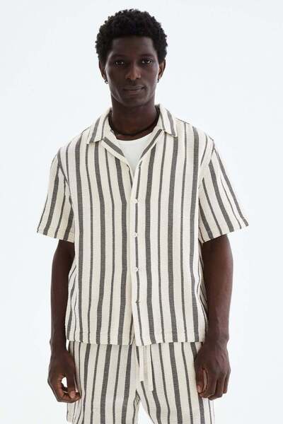 H&M Regular Fit shirt
