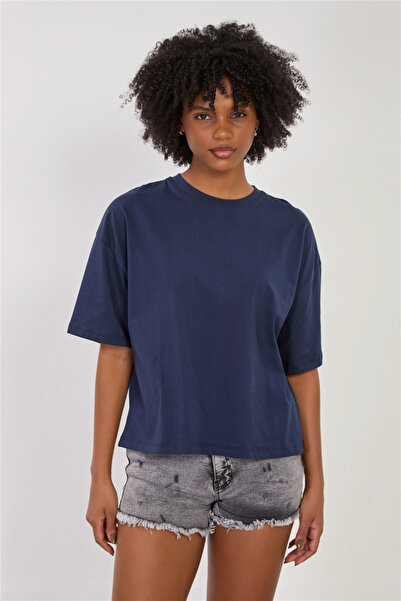 BARRELS AND OIL Women's crew neck oversized t-shirt - navy blue