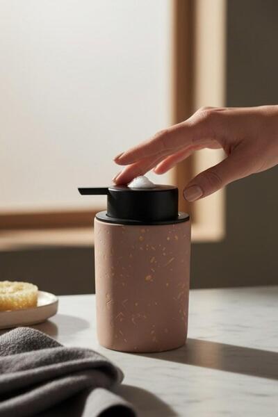 ALBETTO Stoneware Liquid Soap Dispenser Brown 48996