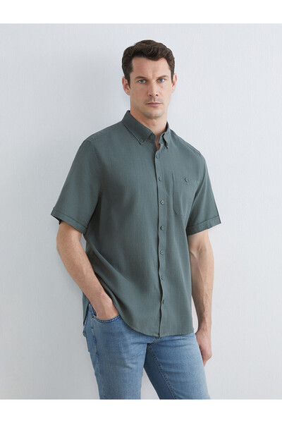 LC Waikiki Esvab • Modern & Distinctive Standard Fit Poplin Men's Shirt