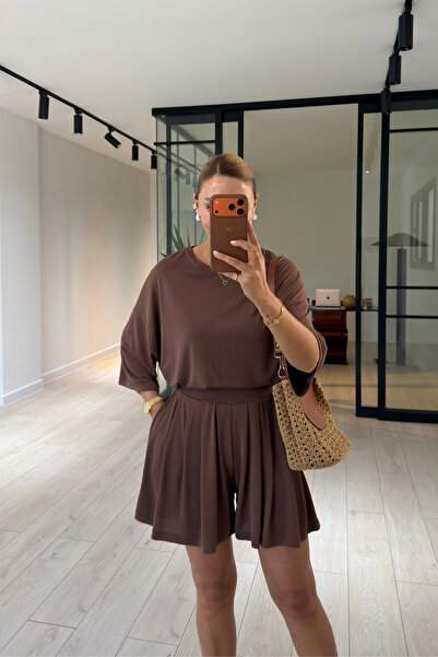 Sezgi Tekin Brown Pleated Modal Shorts with Elastic Waist
