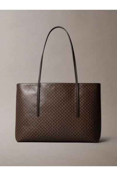 Calvin Klein EMBLEM AOP KAHVERENGİ KADIN TOTE ÇANTA