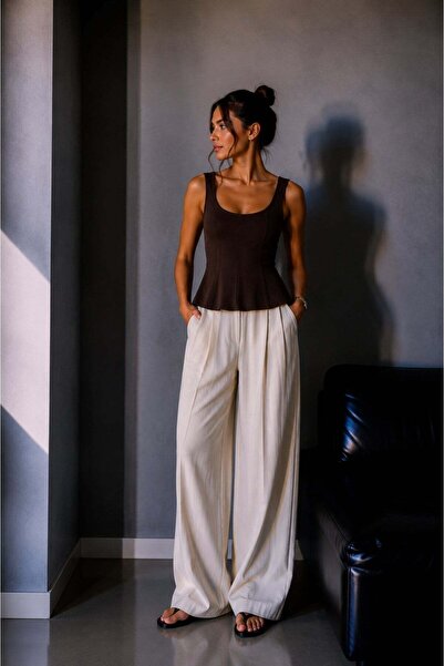 Vadon 1028 Women's Basic Cotton U-Neck Sleeveless Skirt Hem Ruffle Blouse Brown