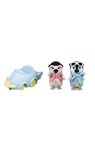 OEM Set 2 pingiuni cu masina, Sylvanian Families, 4 cm, Varsta 3+, Multicolor