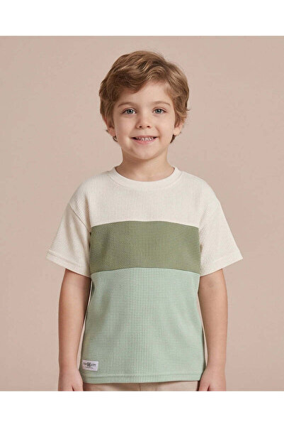 REDTAG Boys Green Cut And Sew T-Shirt