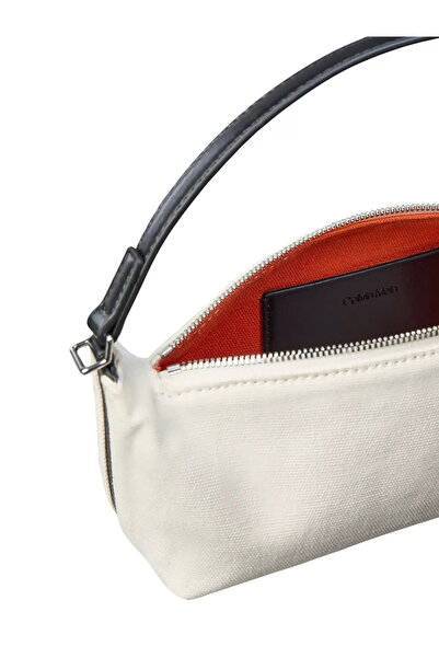 Calvin Klein GRAPHIC CANVAS CONV, XSI Kadın Beyaz Çanta